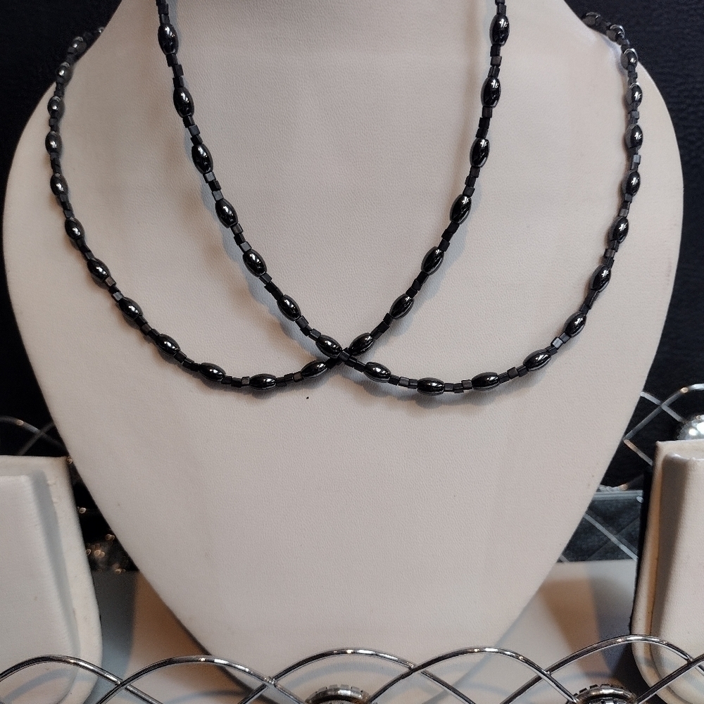 Moonbabies Necklace - Picture 3 of 4